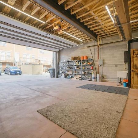 Chicago Mid-Century Gem Steps From United Center Vila Exterior foto