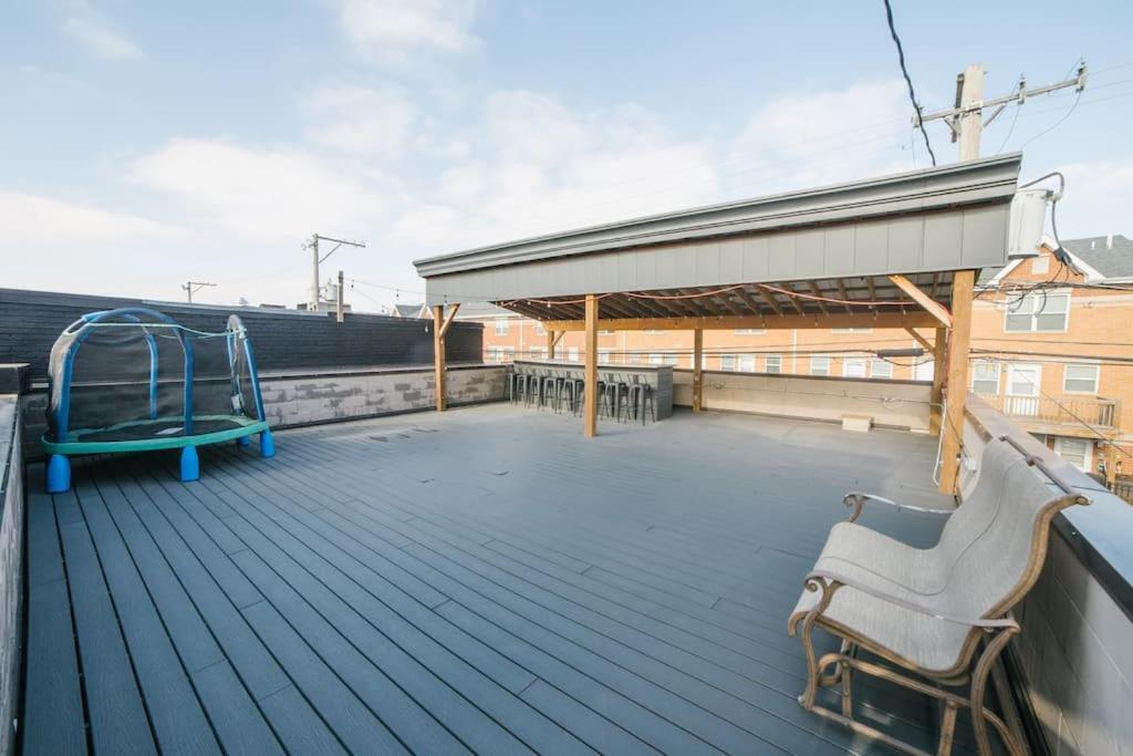 Chicago Mid-Century Gem Steps From United Center Vila Exterior foto